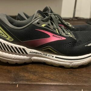 Brooks Women's Adrenaline GTS Shoes - Black and Pink